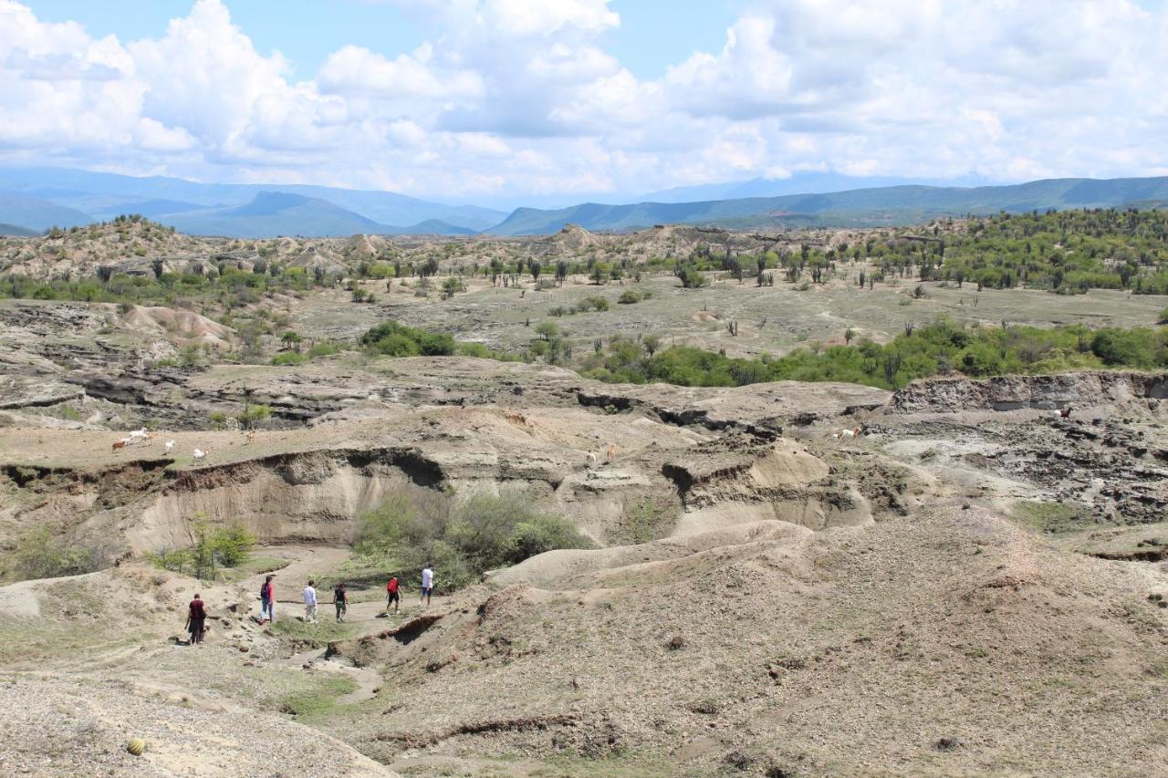 Pachingo Tatacoa Desert La Victoria  Экстерьер фото